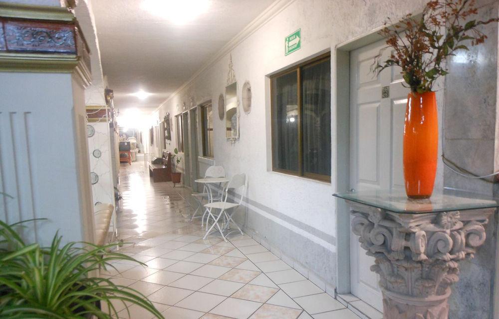 Hotel Gya Express Ακουασκαλιέντες Εξωτερικό φωτογραφία