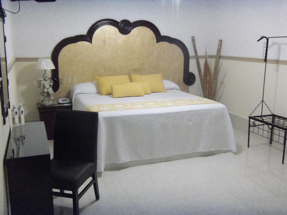Hotel Gya Express Ακουασκαλιέντες Εξωτερικό φωτογραφία