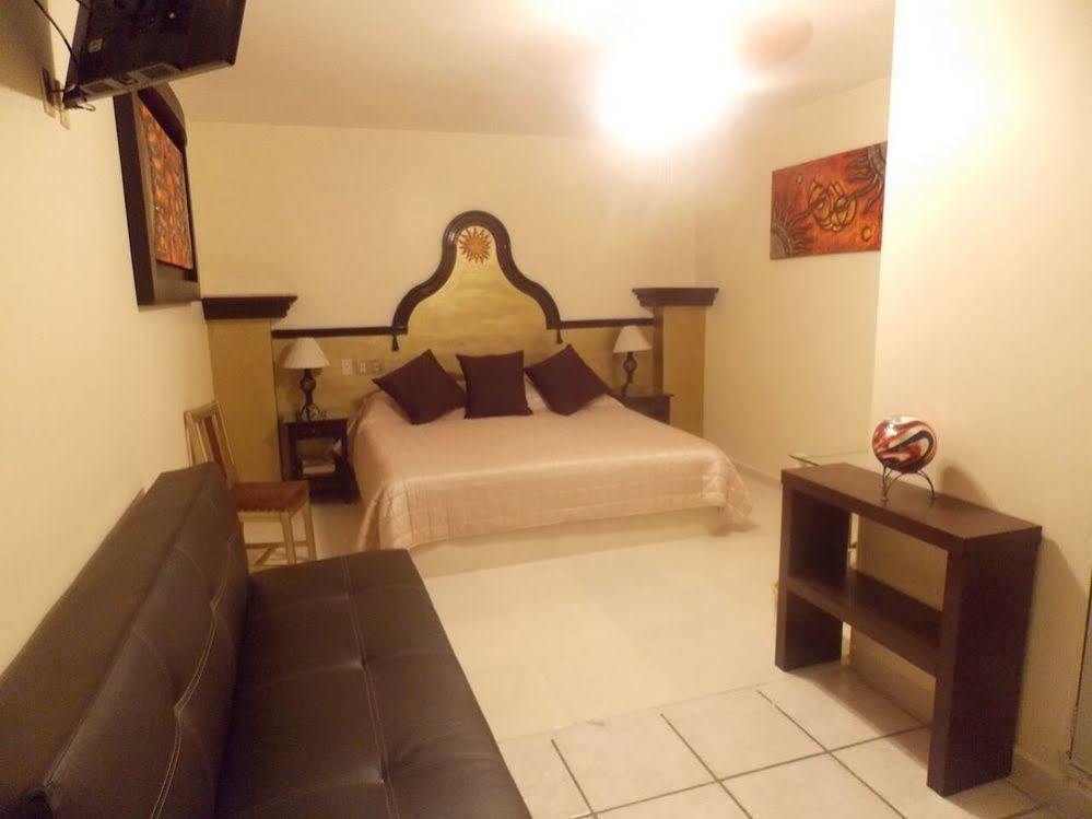 Hotel Gya Express Ακουασκαλιέντες Εξωτερικό φωτογραφία