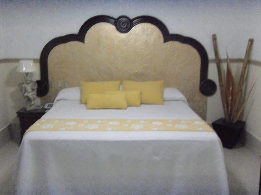Hotel Gya Express Ακουασκαλιέντες Εξωτερικό φωτογραφία