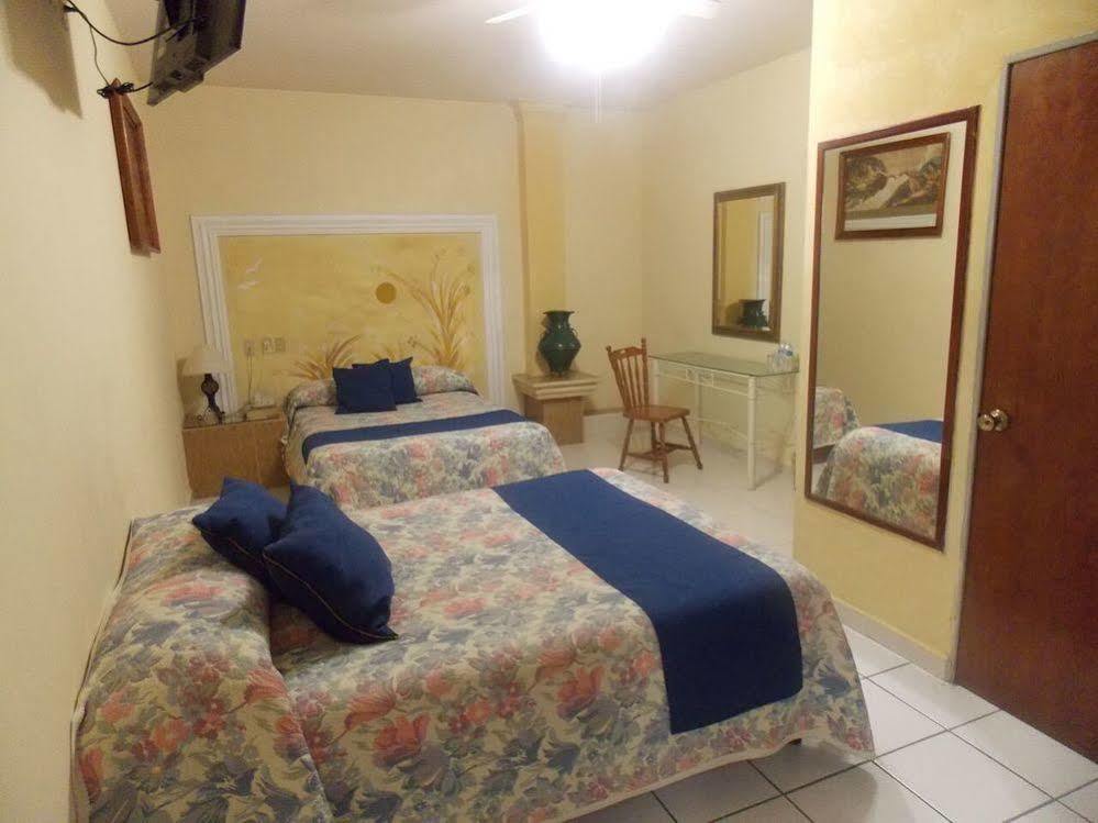 Hotel Gya Express Ακουασκαλιέντες Εξωτερικό φωτογραφία